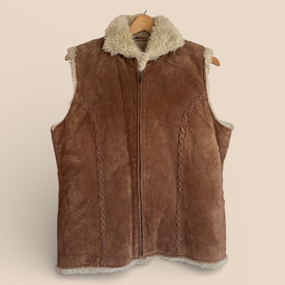 Ruff Hewn Jackets & Blazers - Ruff Hewn Vintage Suede Leather and Sherpa Vest Size L
